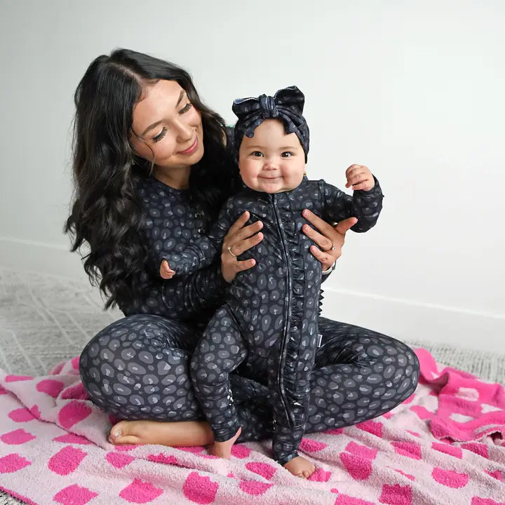 Ladies Ash Black Leopard Mommy Two Piece Pajamas