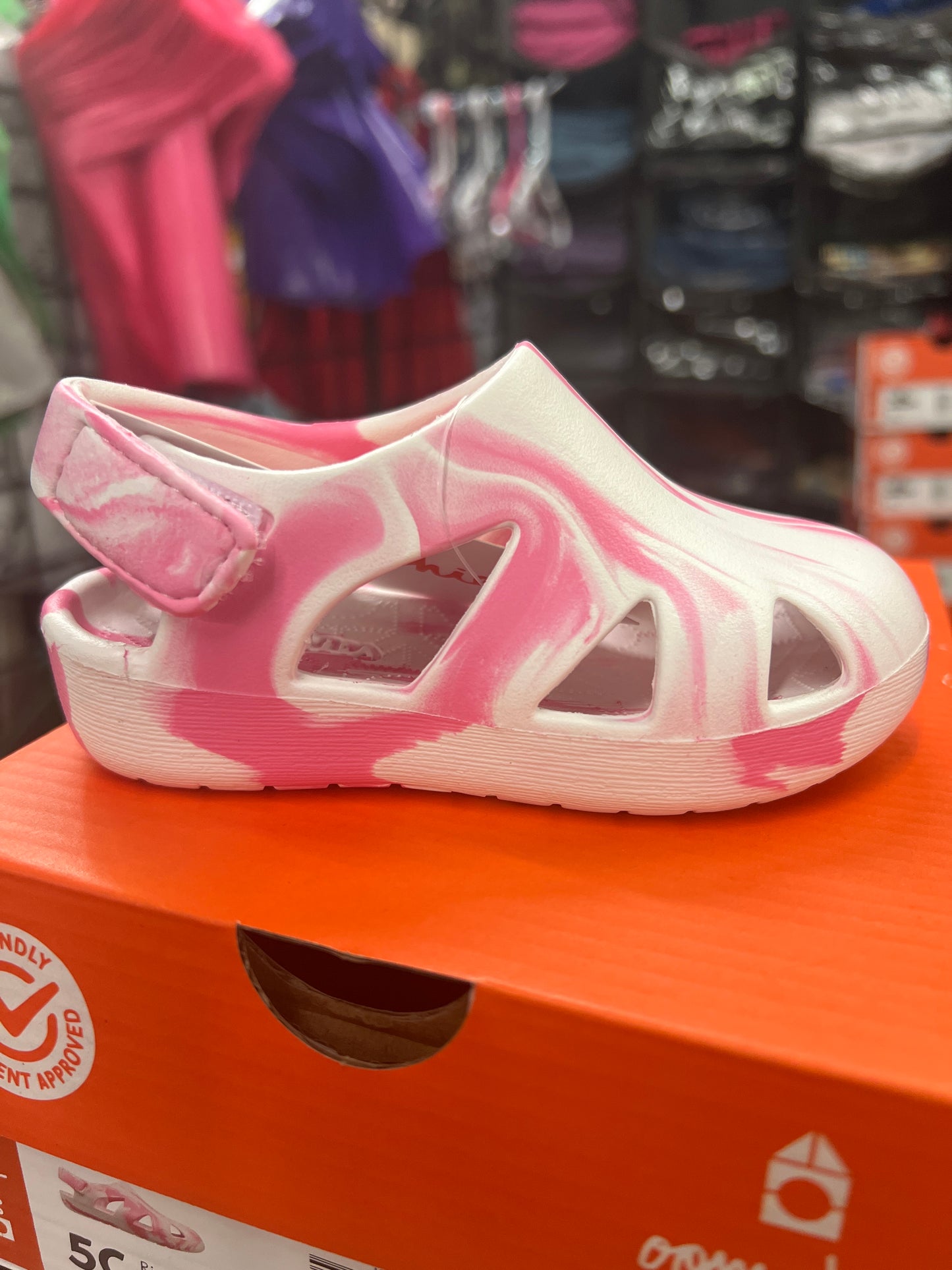 Girls Hot Pink Tie Dye River Shoe by Oomphies