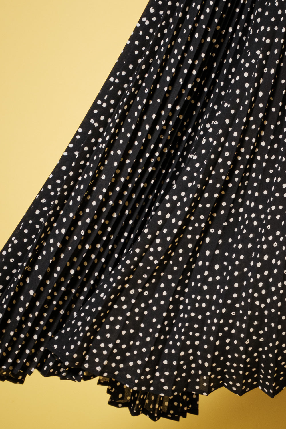 Ladies Ces Femme Dotted Pattern Pleated Long Skirt