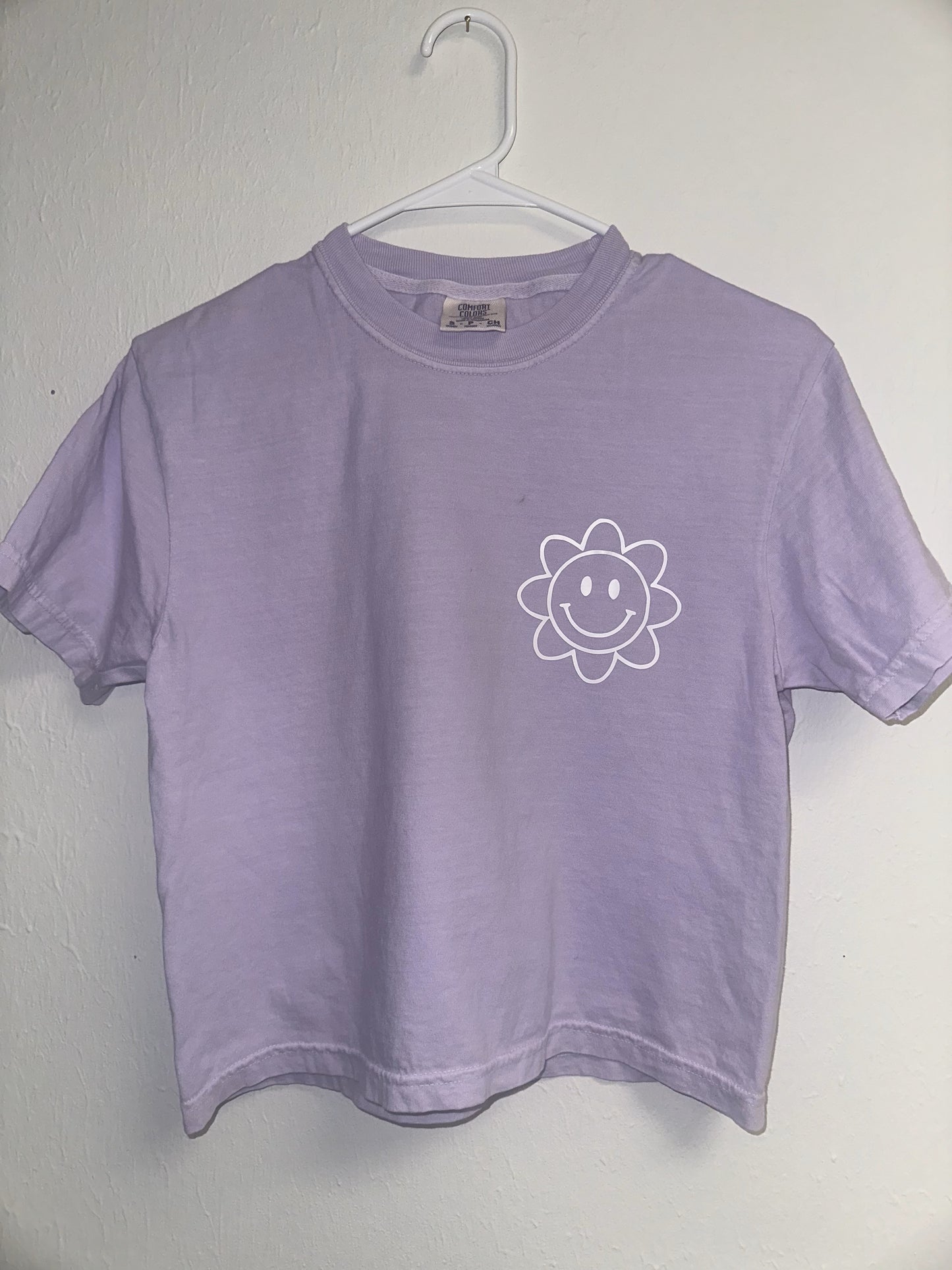 Ladies Smiley Flower Comfort Colors Boxy Tee