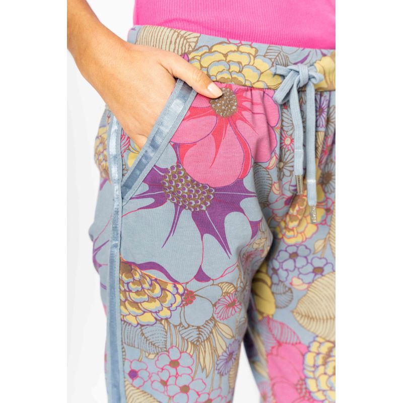 Ladies Ribbon Flower Print Jeggings by Look Mode-Blue Jean