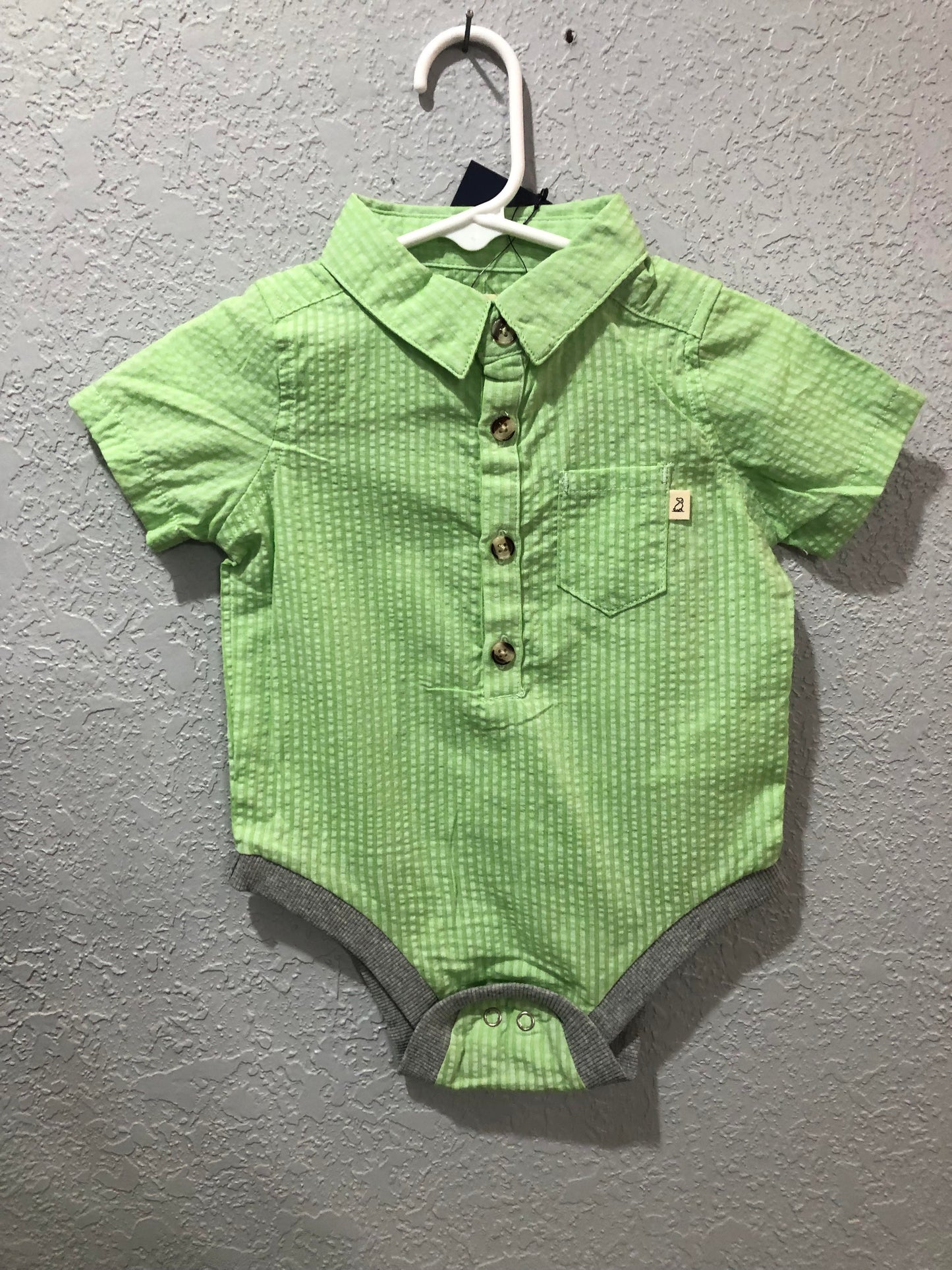 Boys Helford Green Seersucker-Type Onesie by Me & Henry