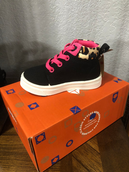 Girls Black with Cheetah Shoe by Oomphies