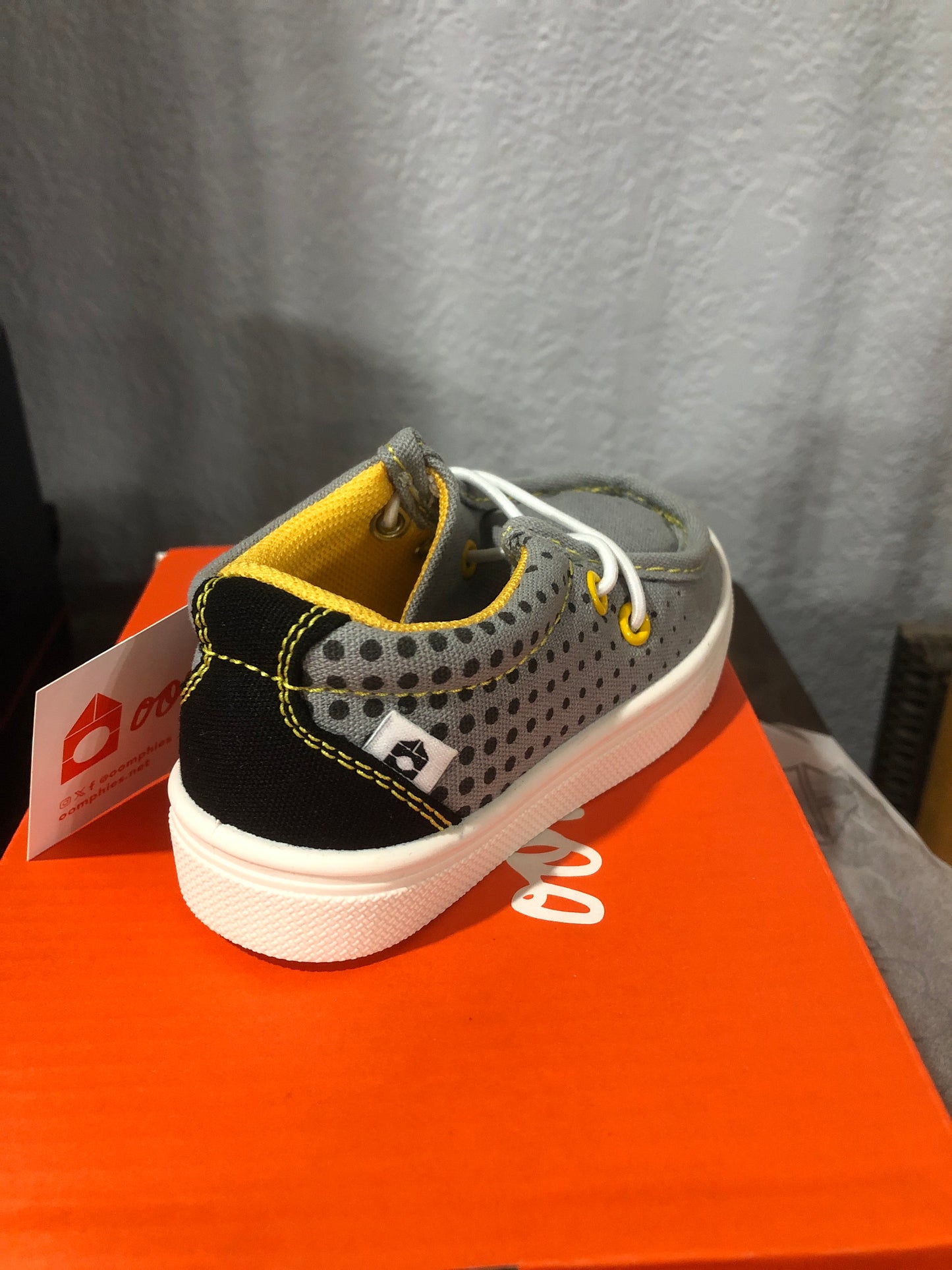 Boys Grey with Black Trim Shoe by Oomphies