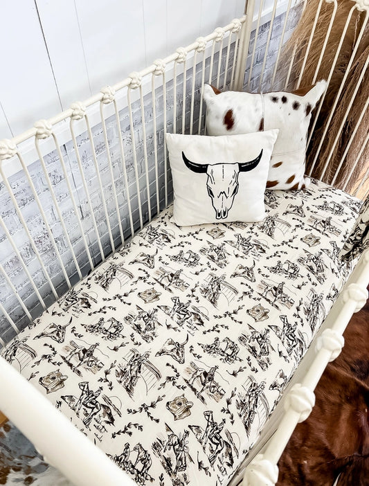 Chic Cowdays Fitted Crib Sheet
