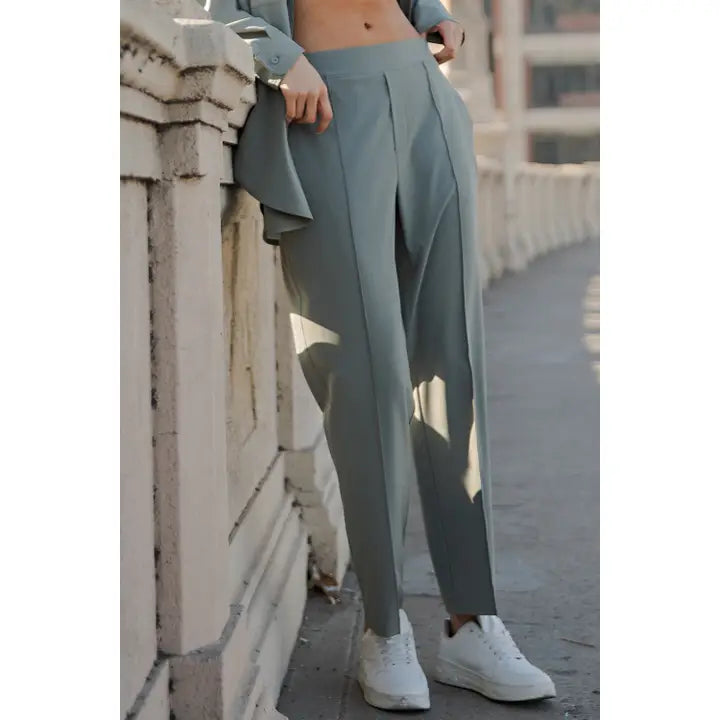 Ladies Crinkle Woven Ankle Pants-Limestone