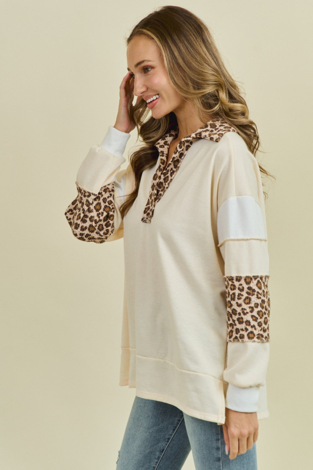 Ladies Animal Print Long Sleeve Sweatshirt-Ivory