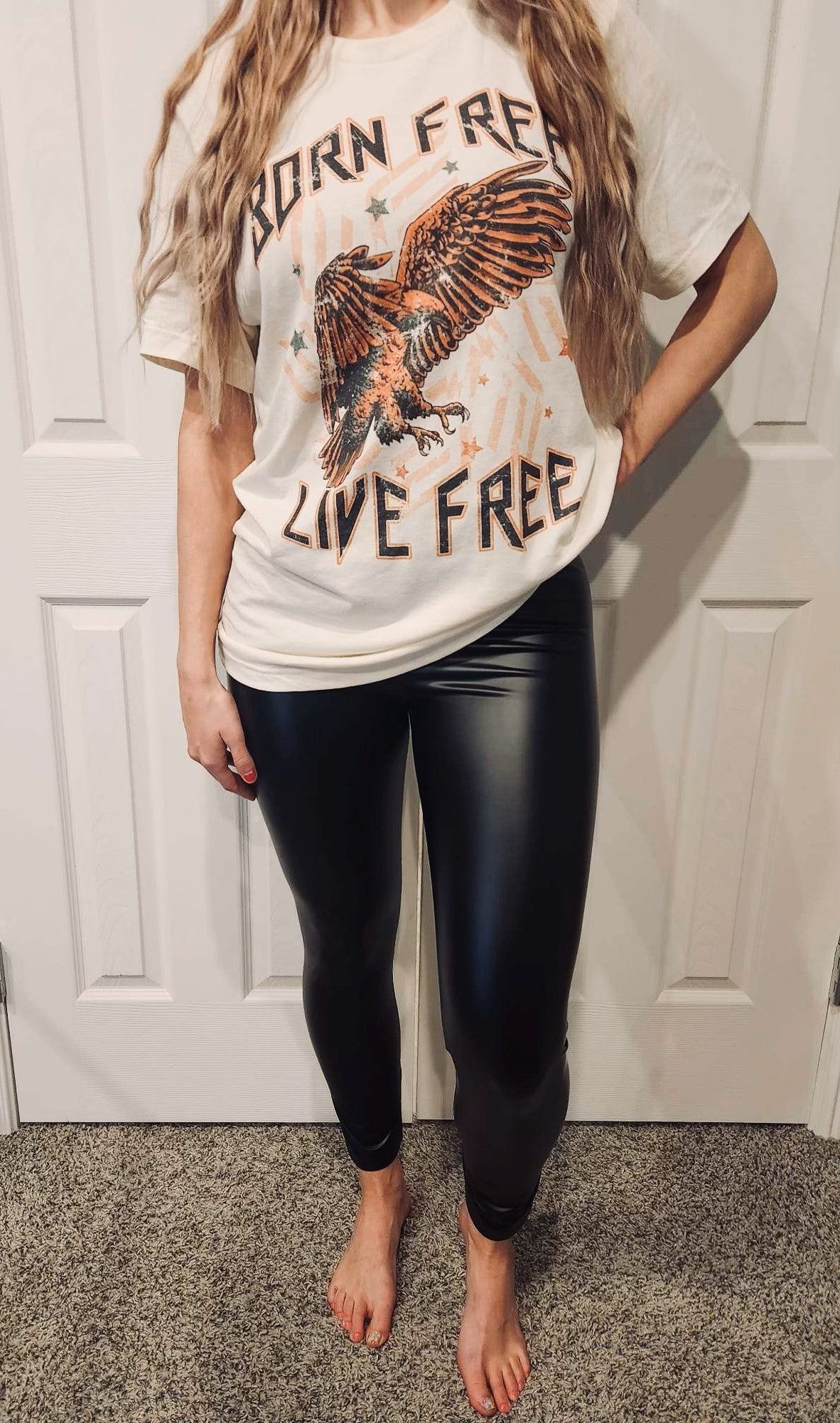 Oversized graphic tee and leggings outfit
